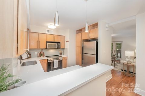 207 N Dotger Avenue C14 Charlotte NC 28207