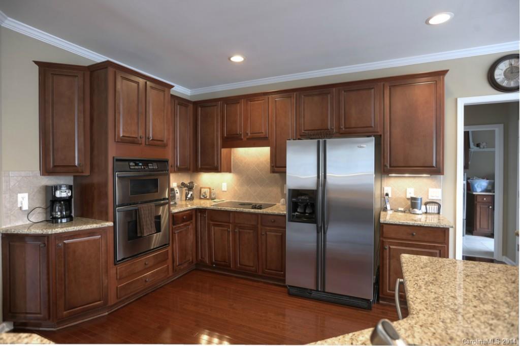 Macaulay - Residential