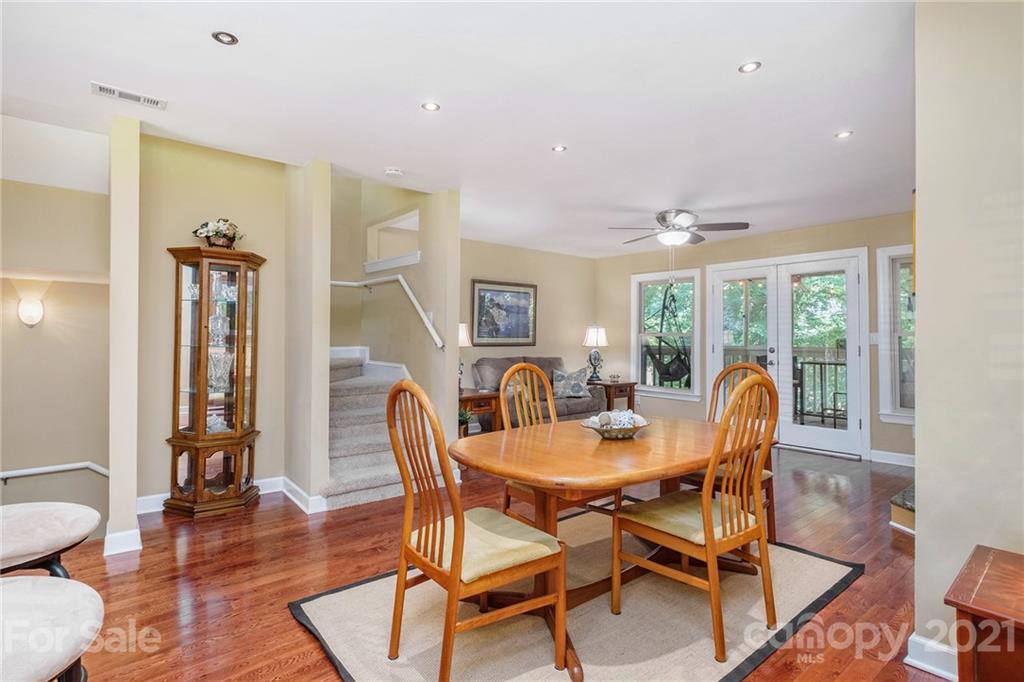 Queens Harbor - Residential