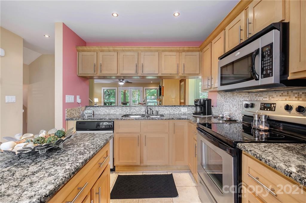 Queens Harbor - Residential