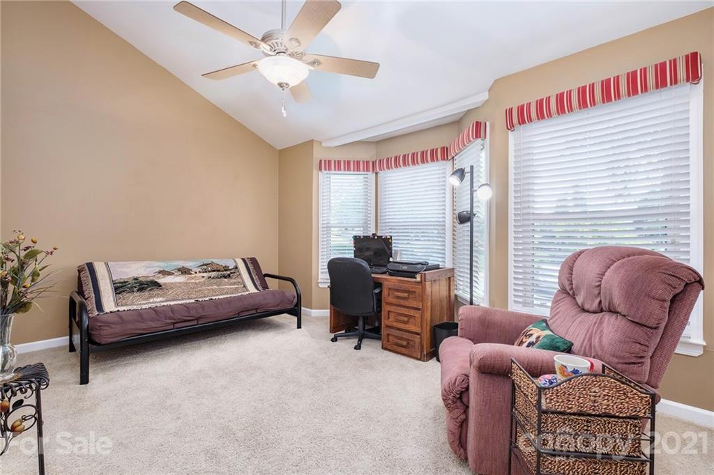 Queens Harbor - Residential