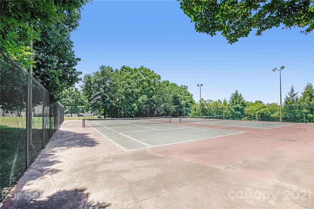 Queens Harbor - Residential