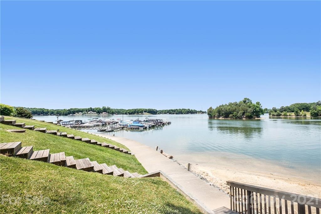 Queens Harbor - Residential