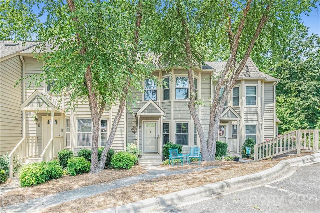 Queens Harbor - Residential