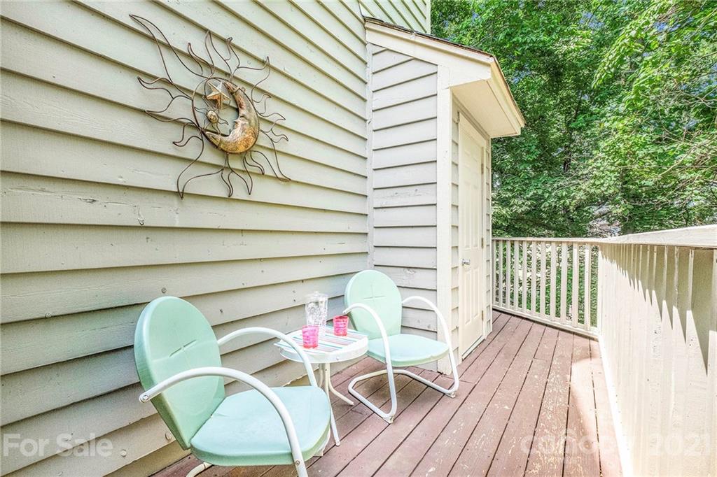 Queens Harbor - Residential