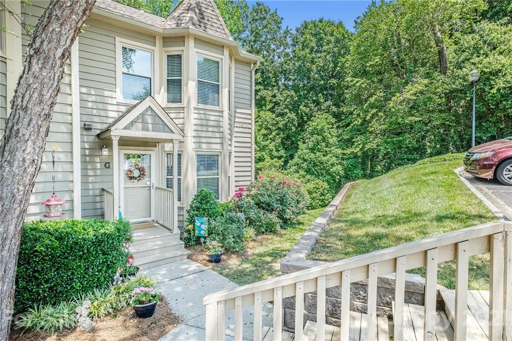 Queens Harbor - Residential