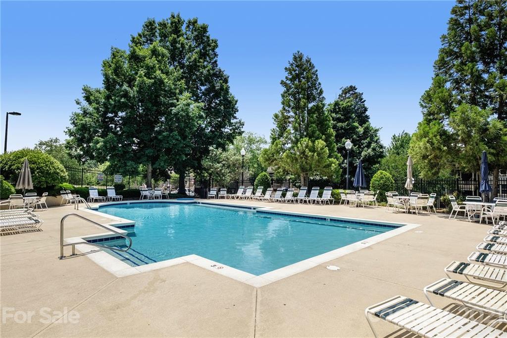 Queens Harbor - Residential