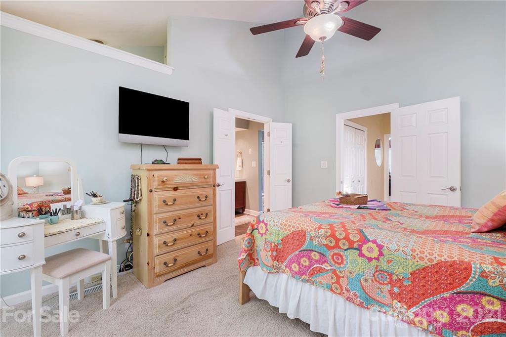 Queens Harbor - Residential