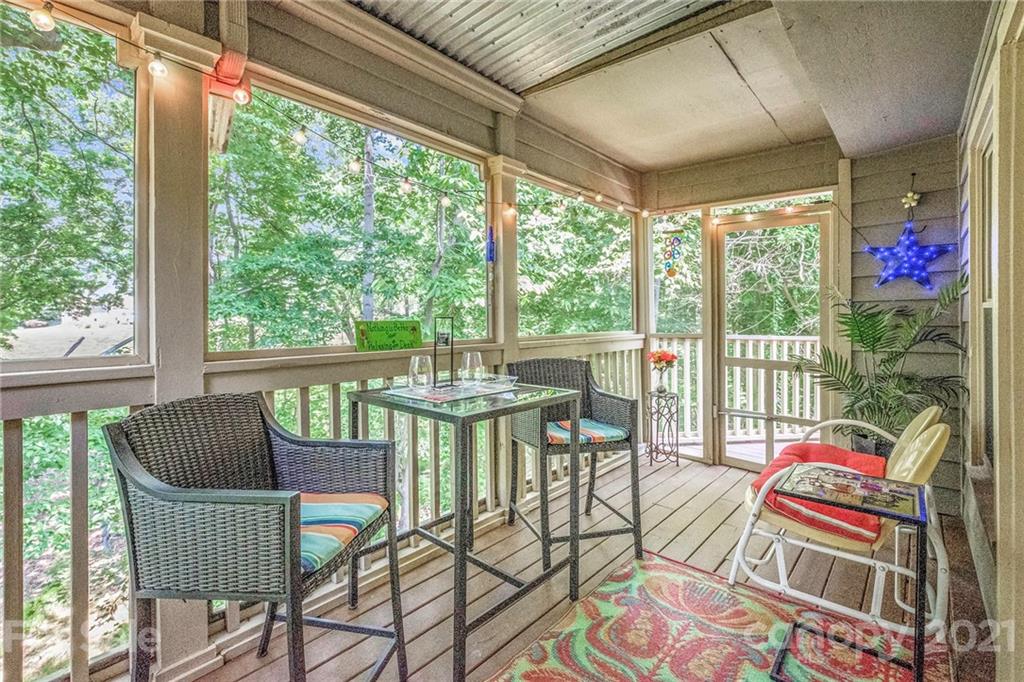 Queens Harbor - Residential