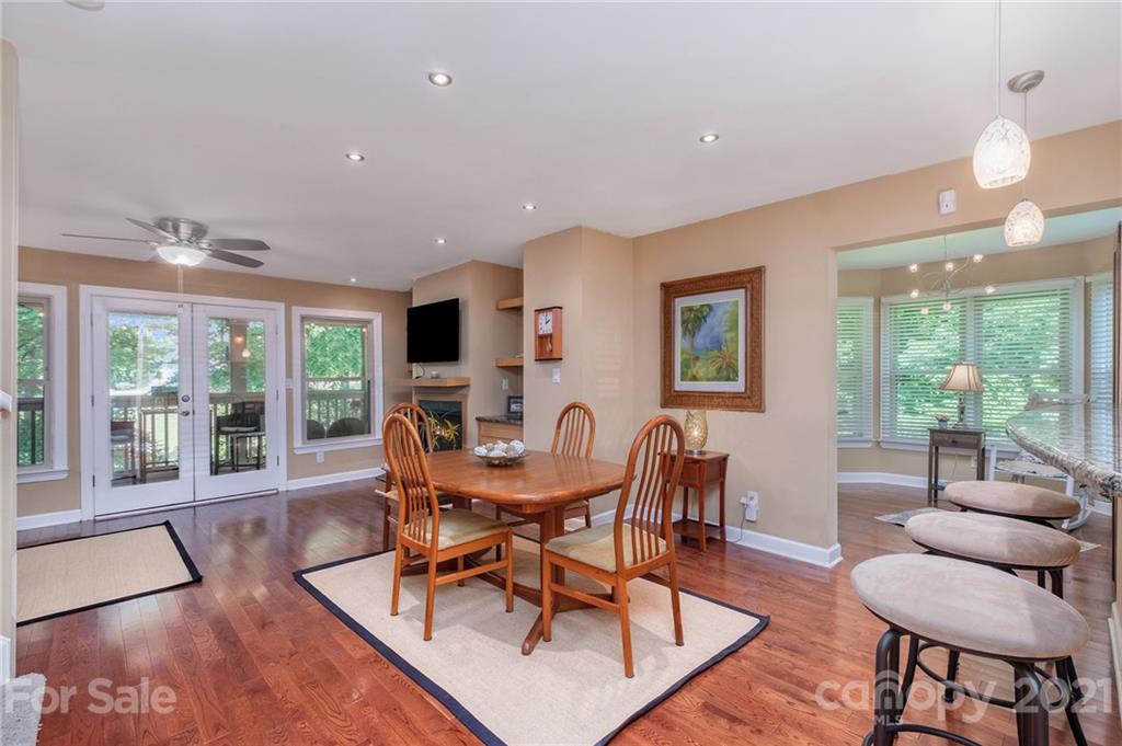 Queens Harbor - Residential