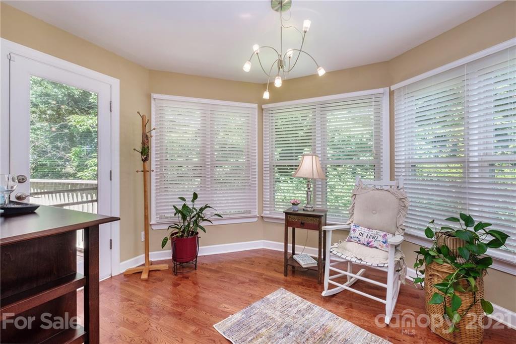 Queens Harbor - Residential