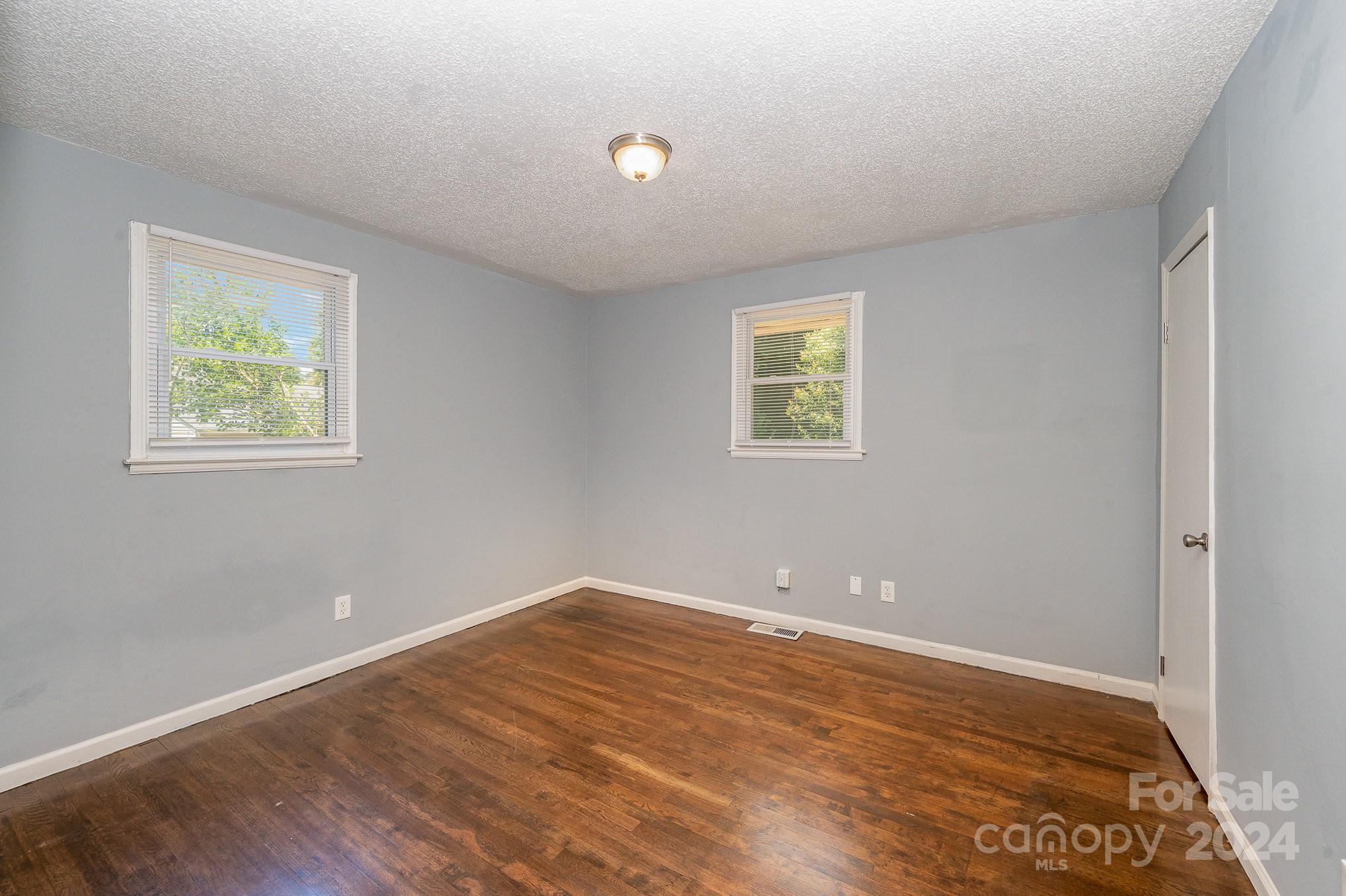 Yorkmont Park - Residential