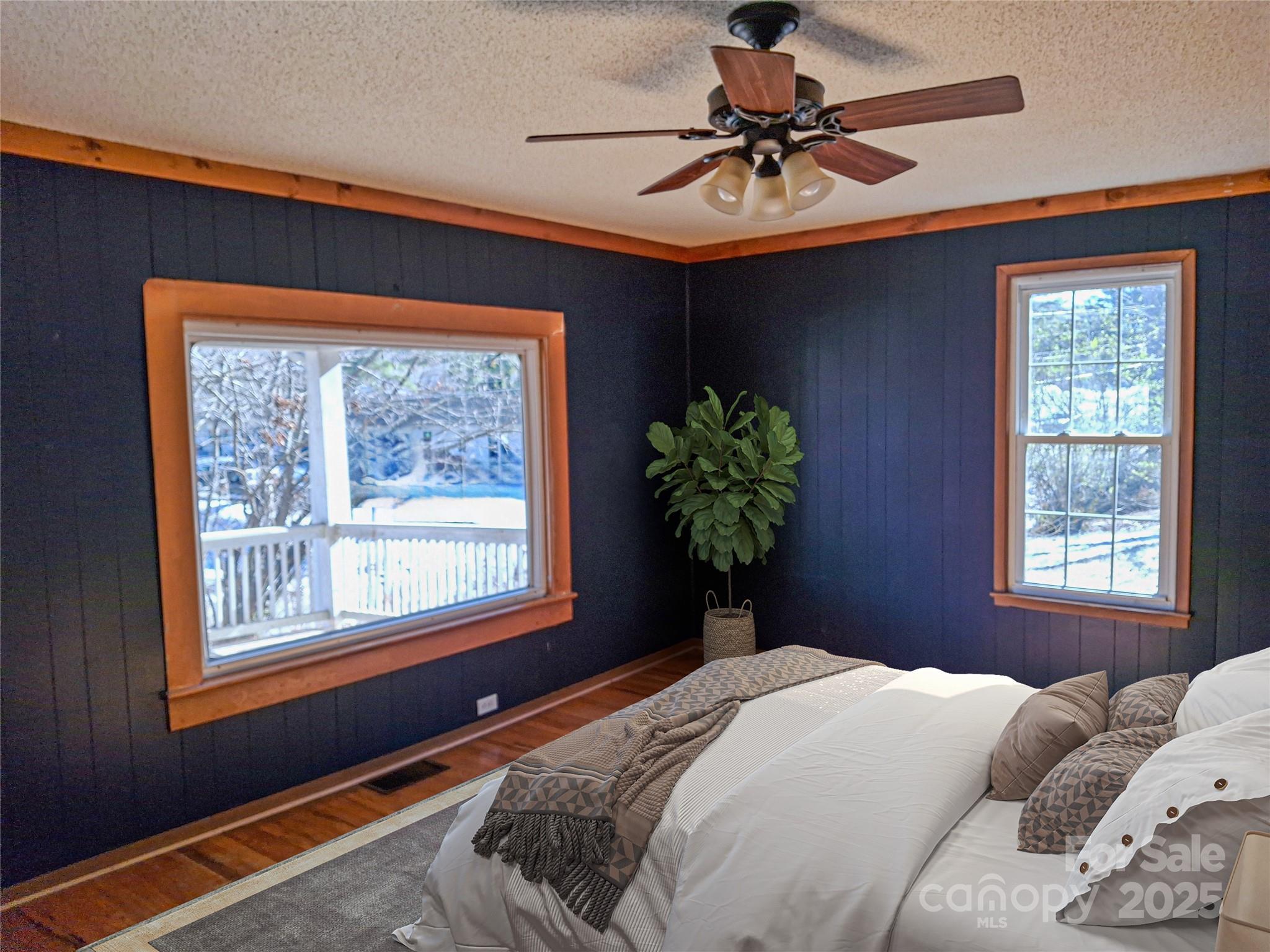 Asheville, North Carolina 28806, United States, 2 Bedrooms Bedrooms, ,1 BathroomBathrooms,Residential,Under Contract,49758