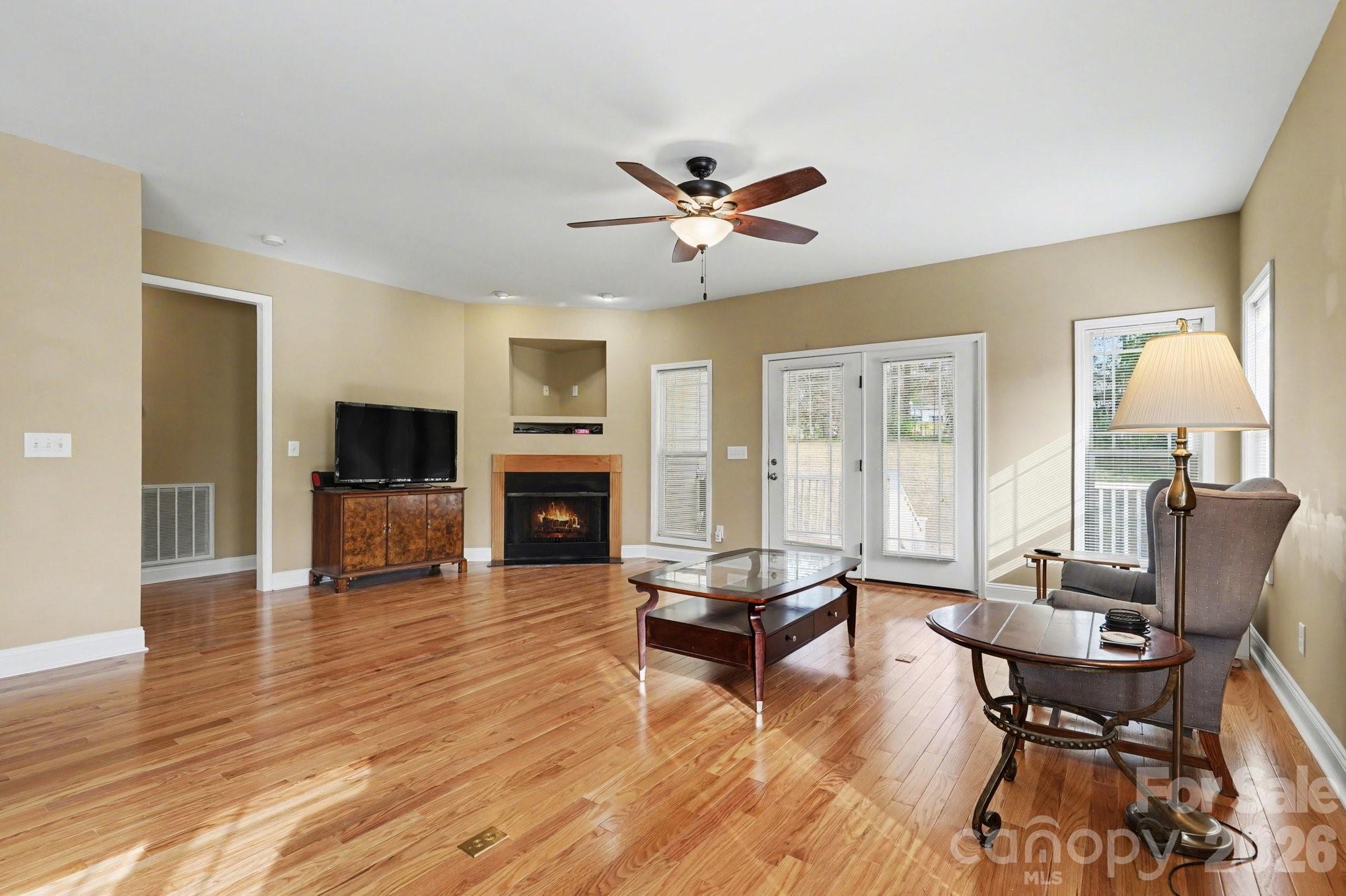 Oak Creek - Residential