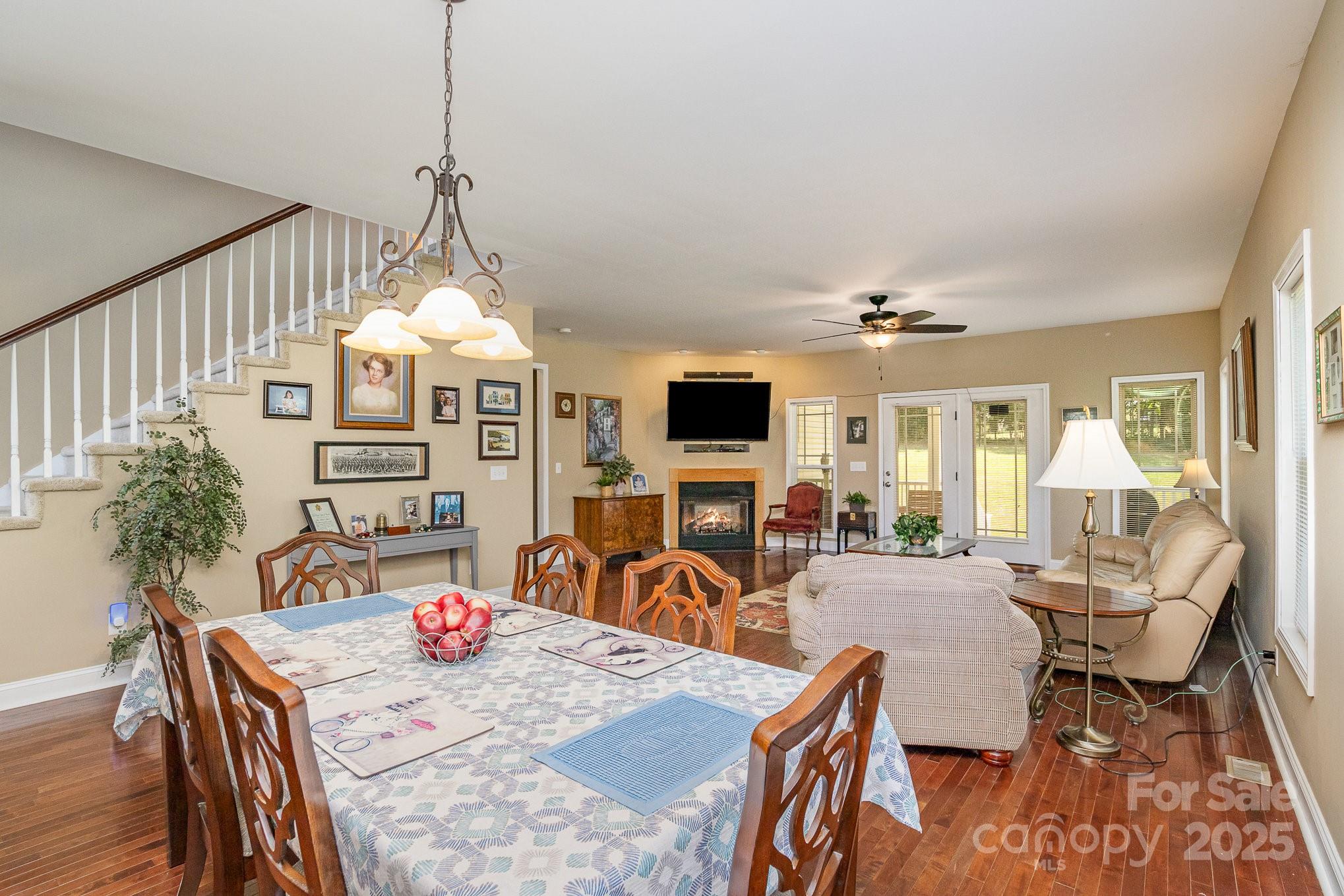 Oak Creek - Residential