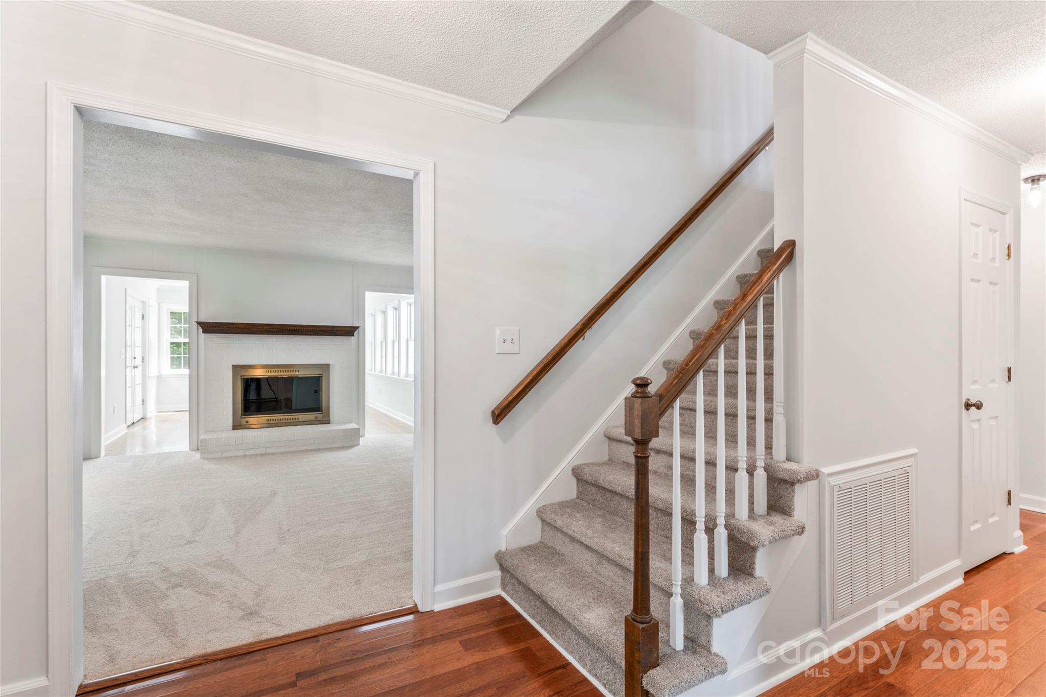 5812 Chapel Creek Court