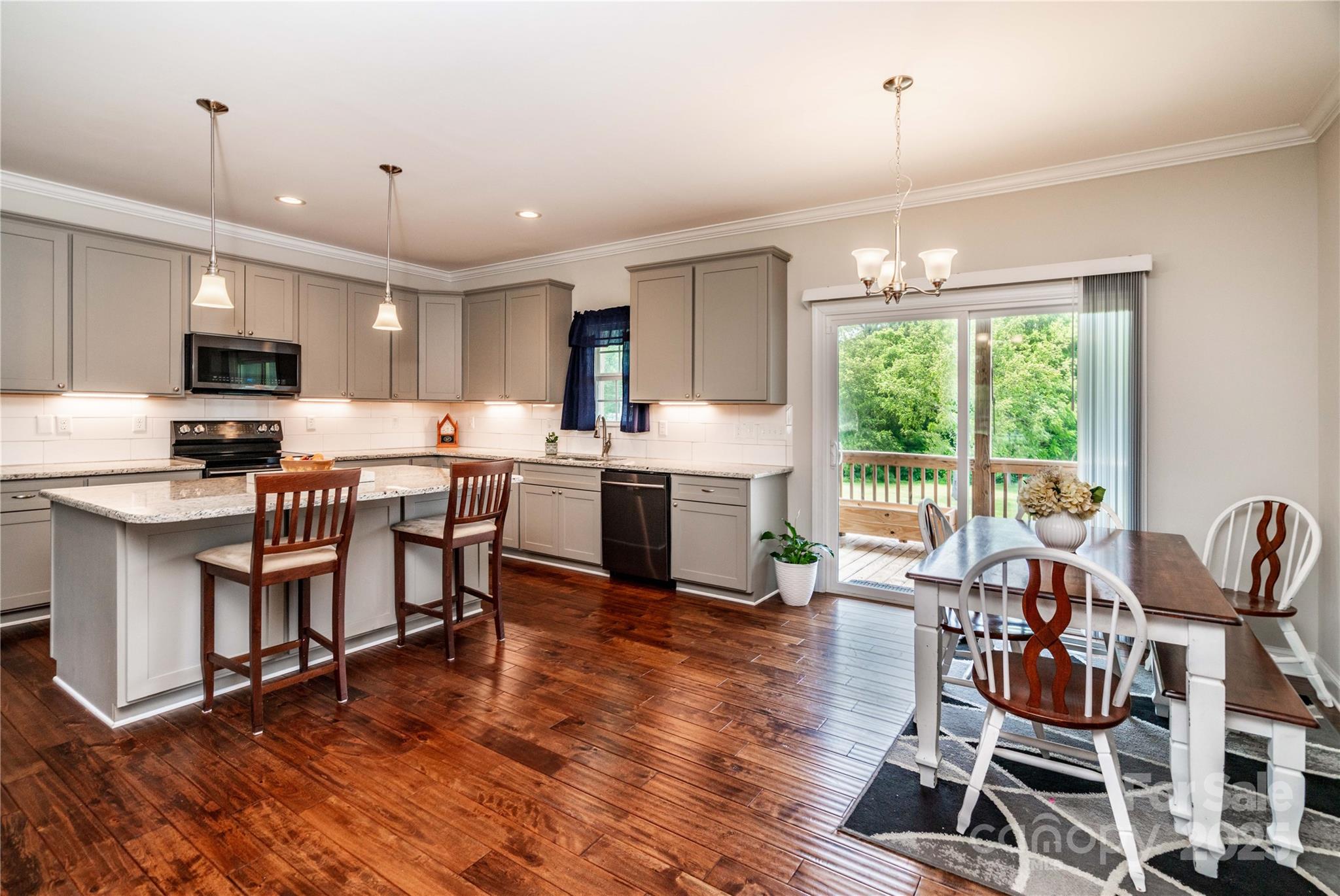 Dutchman Trails - Residential