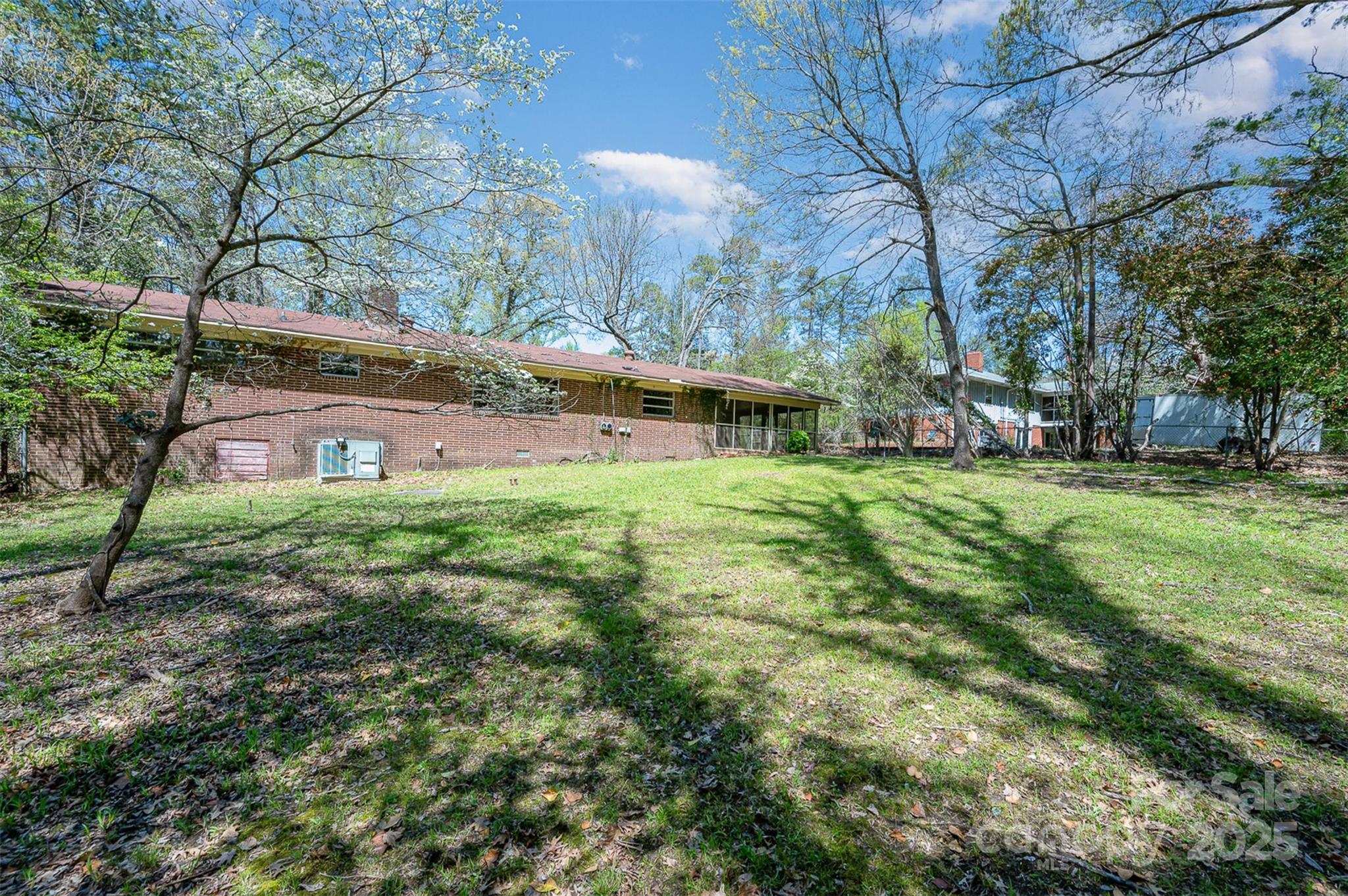 Sardis Beverly Park - Residential