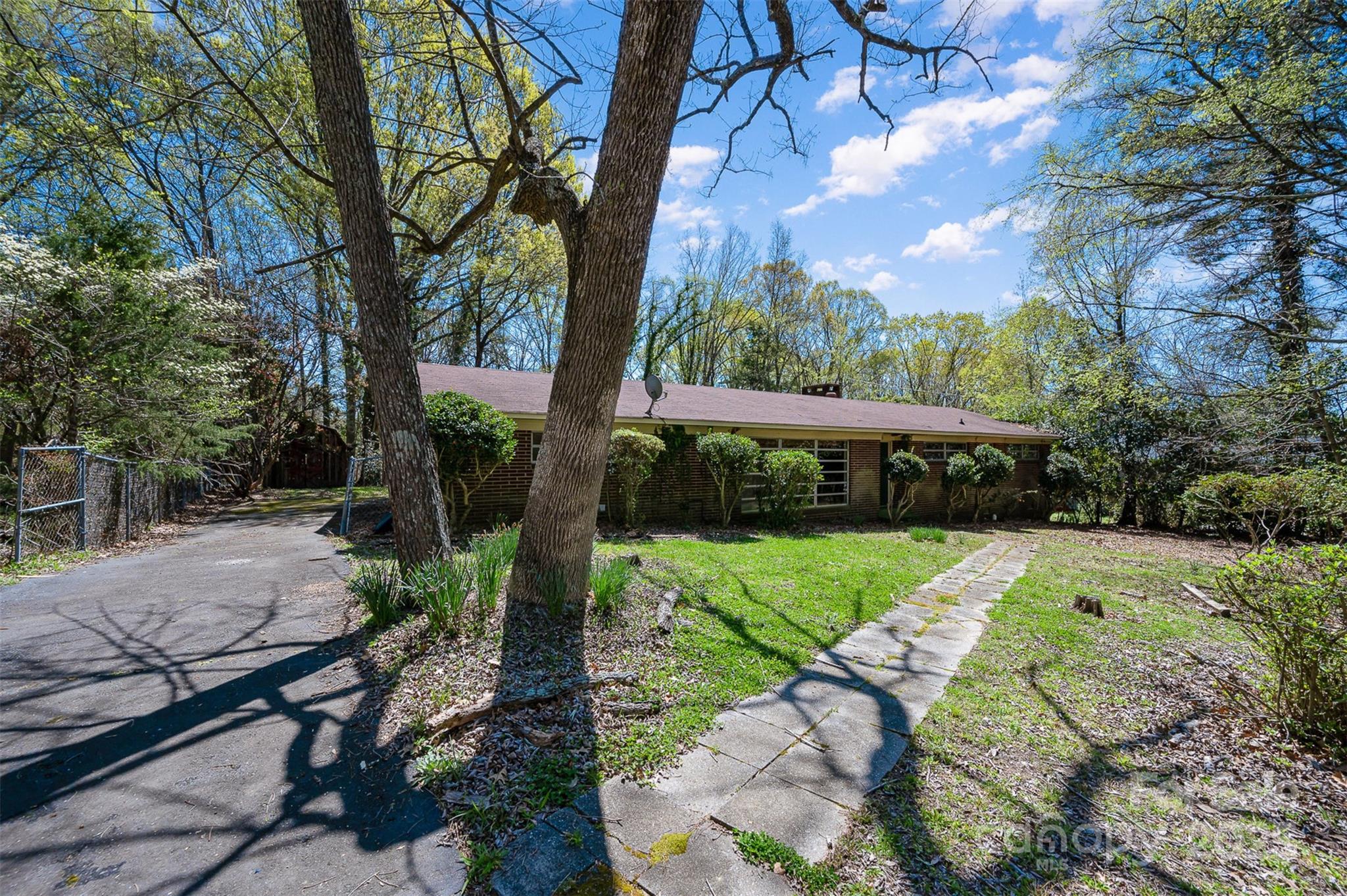 Sardis Beverly Park - Residential