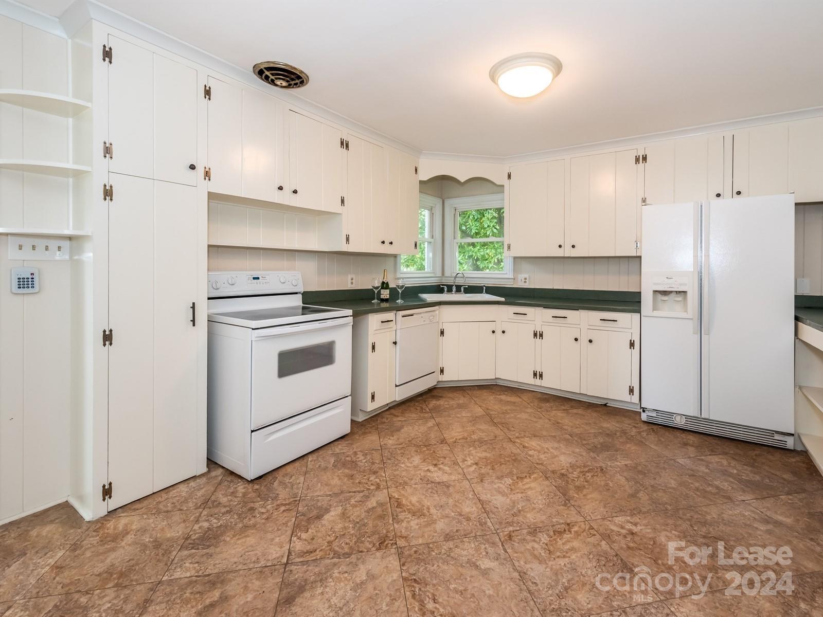 Cotswold - Residential Lease