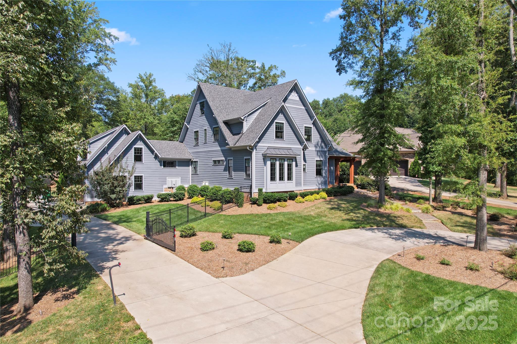 Mammoth Oaks - Residential