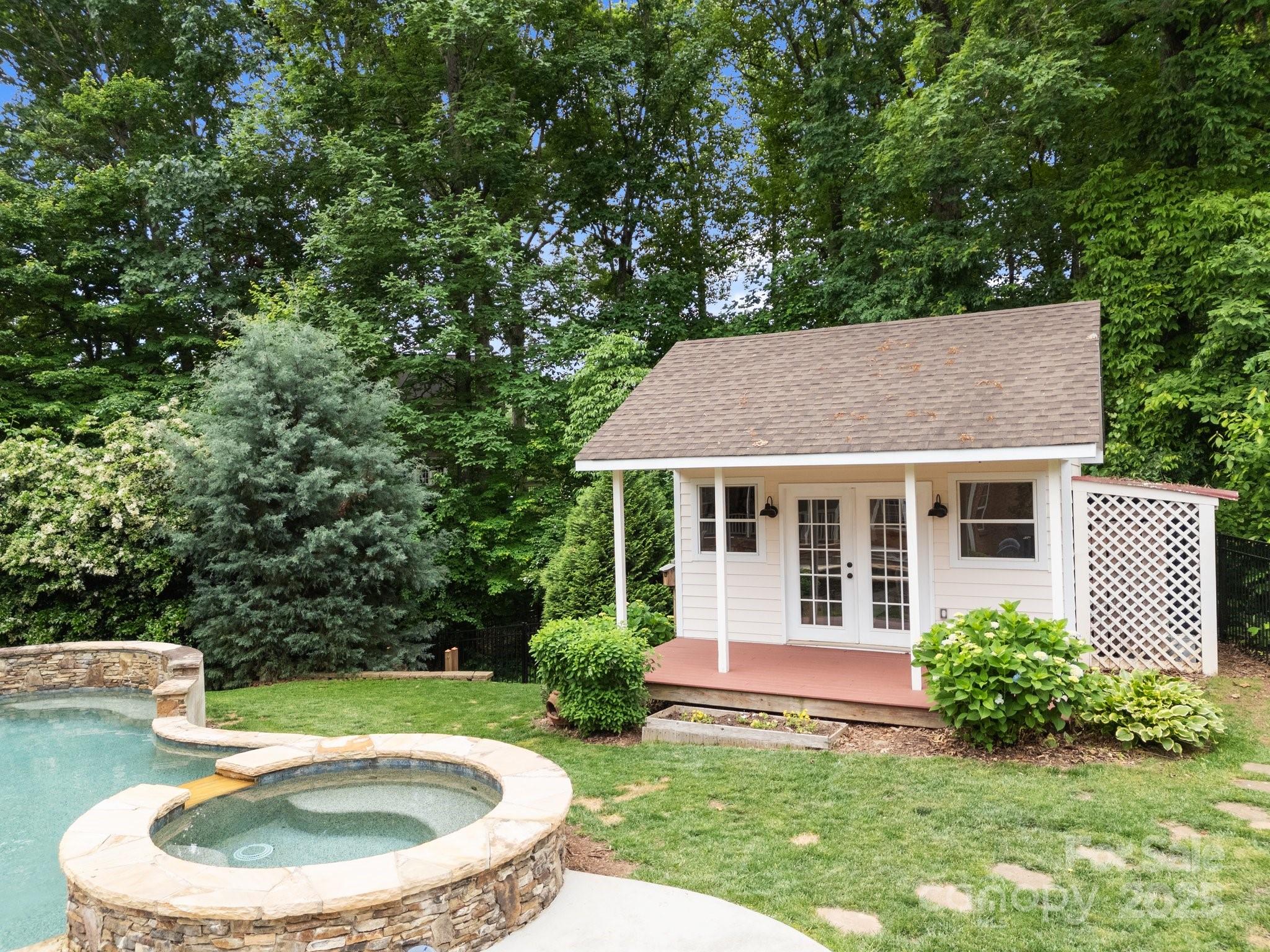Foxfield - Residential