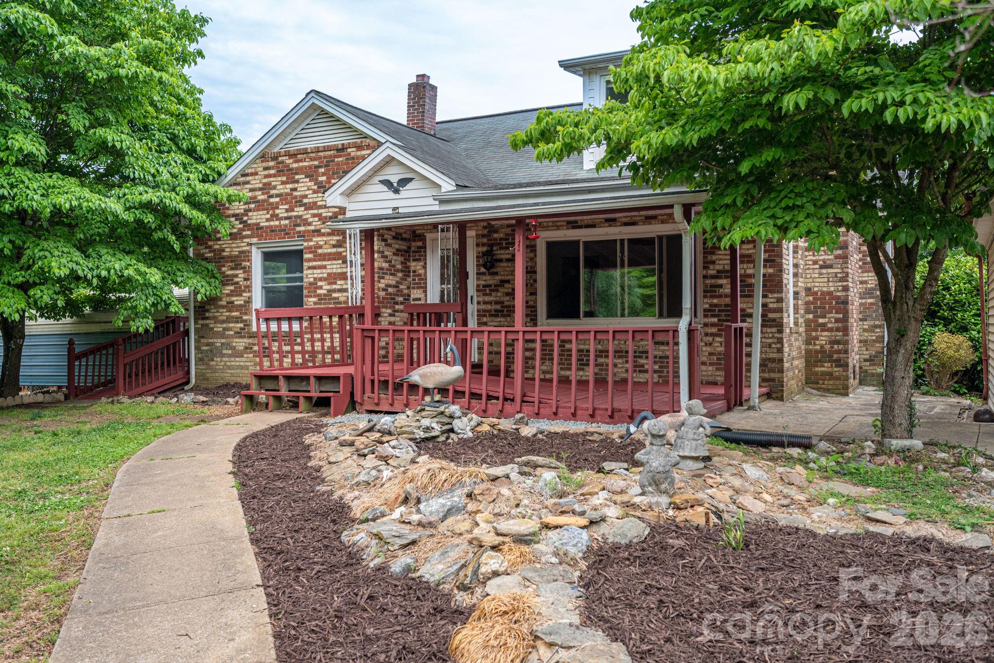 943 Stony Point Road