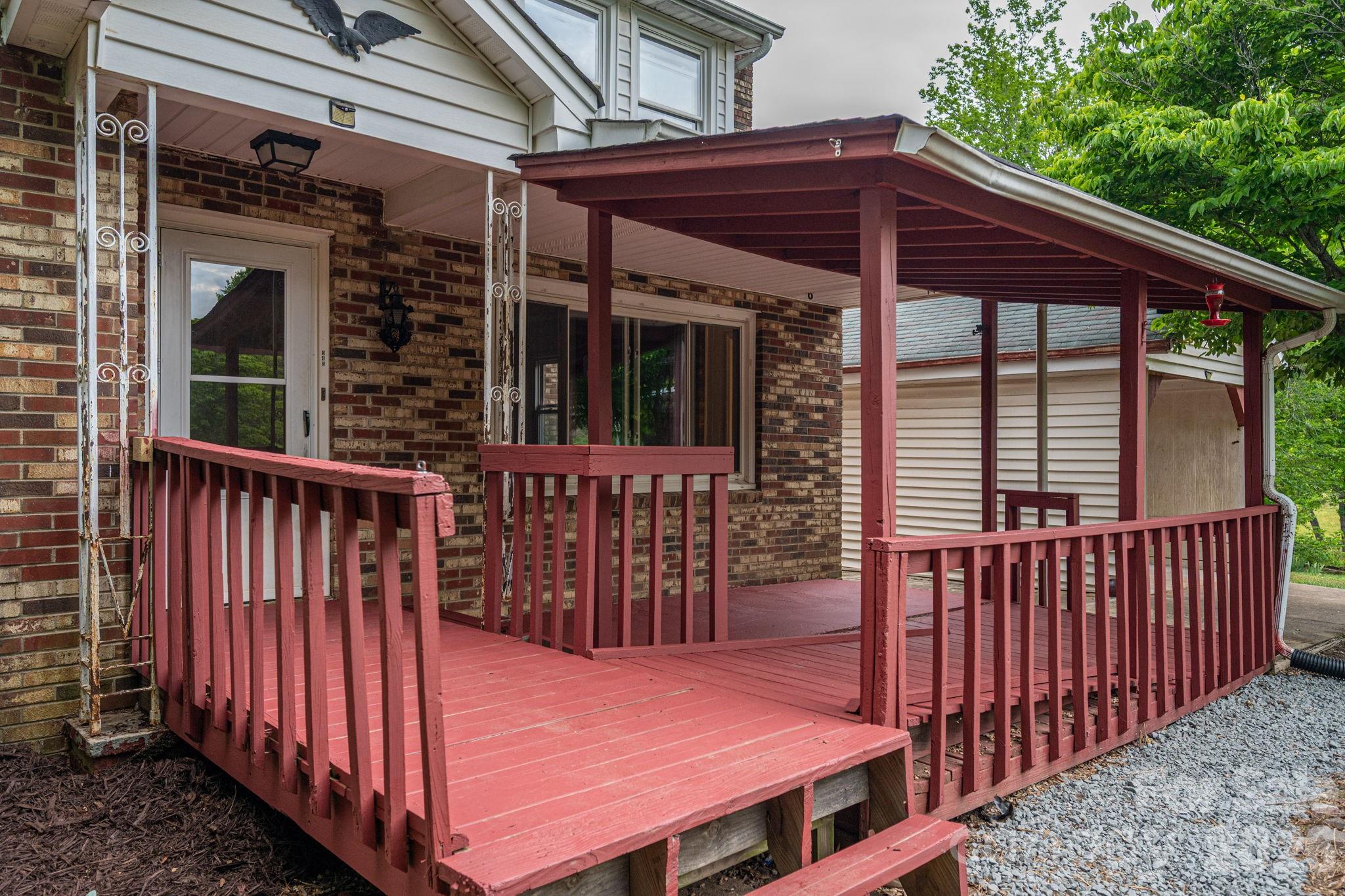 943 Stony Point Road