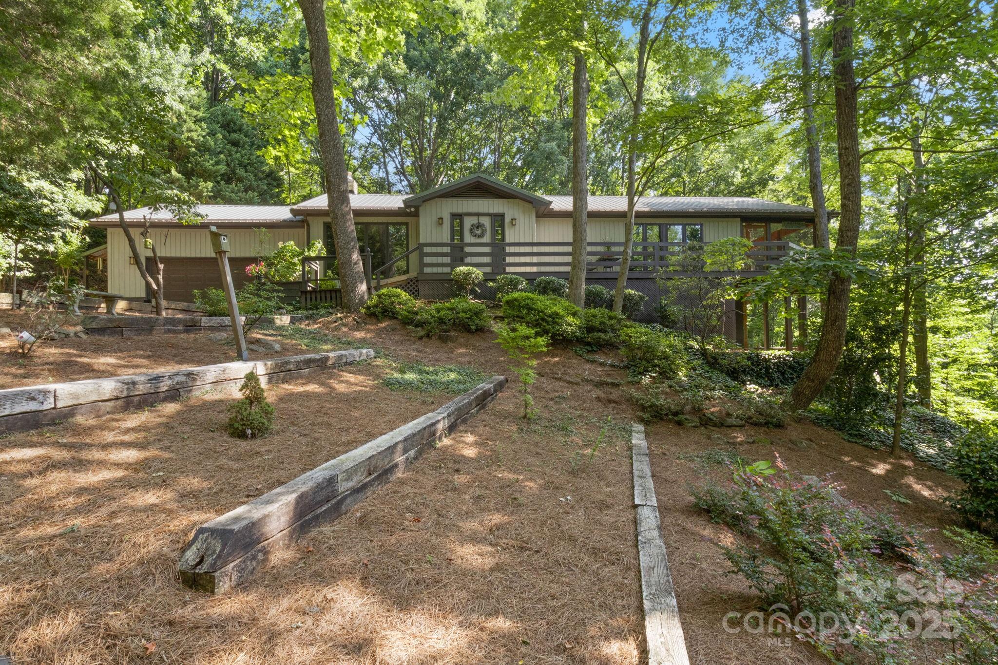 56 Cardinal Circle