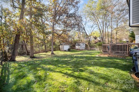 A home in Huntersville