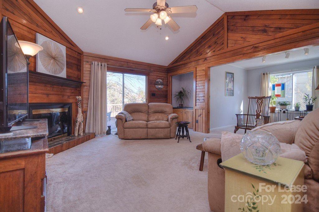 Tega Cay - Residential Lease