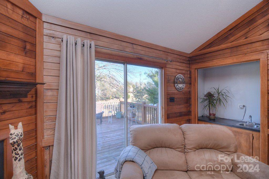 Tega Cay - Residential Lease