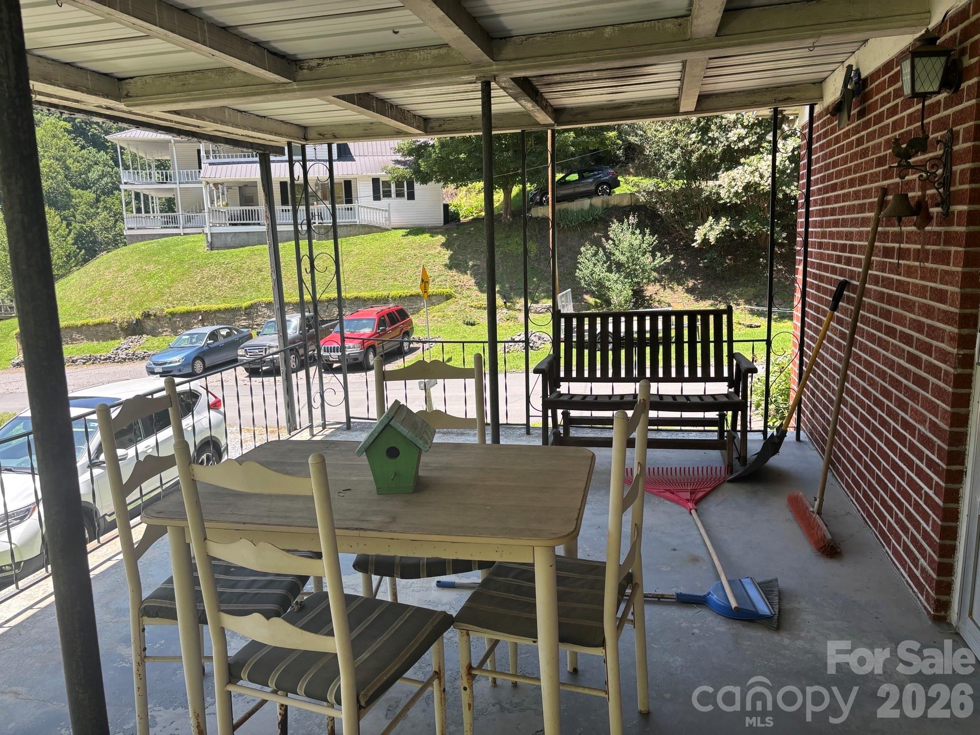 637 Toe Cane Road
