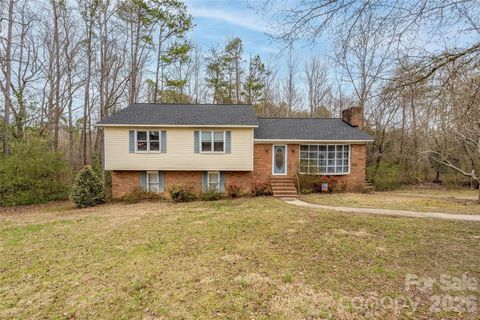 Photo of 3830 Old Salisbury Concord Road, Concord, NC 28025 (MLS # 4351801)
