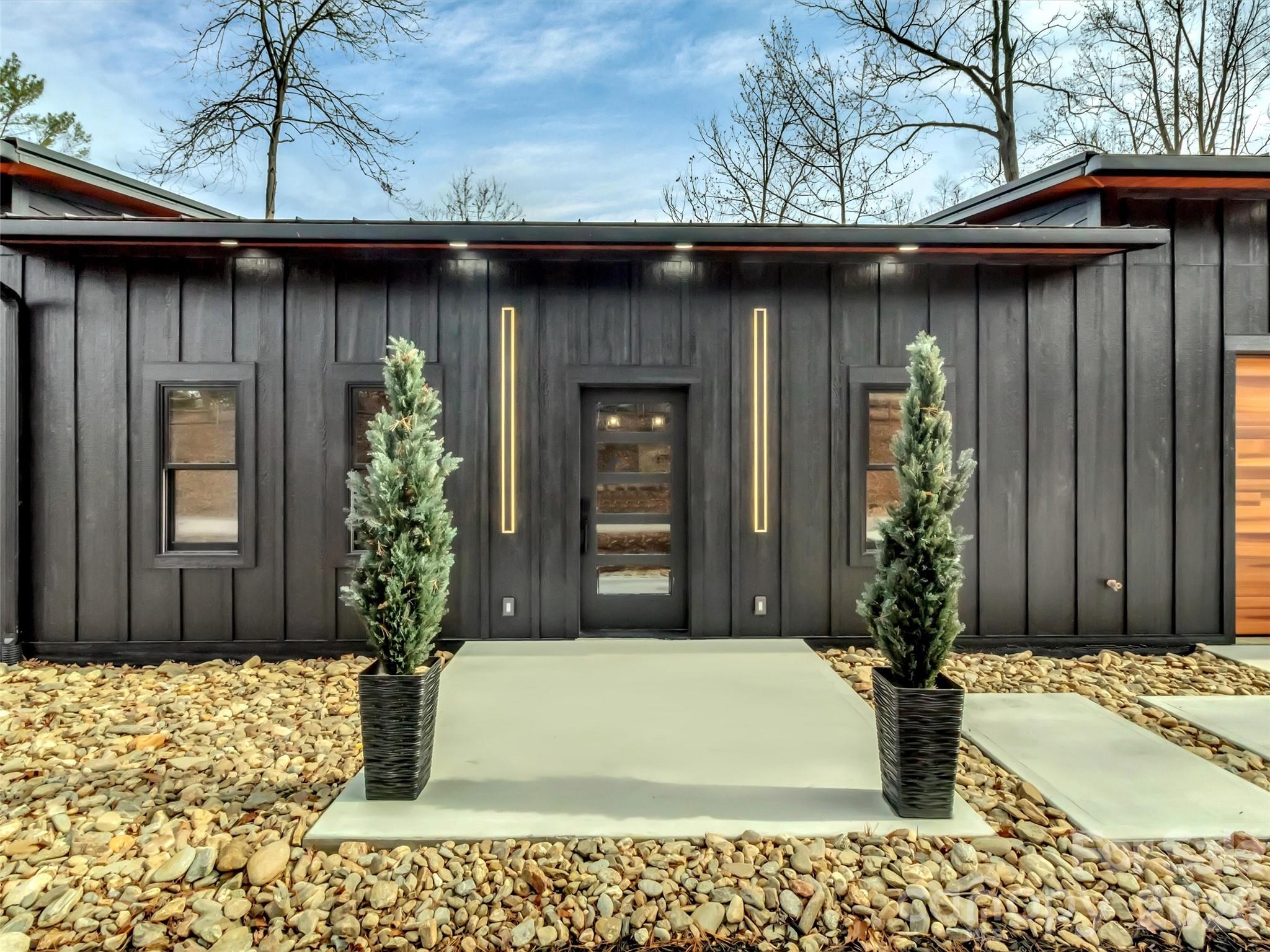 130 Midway Crossing Drive