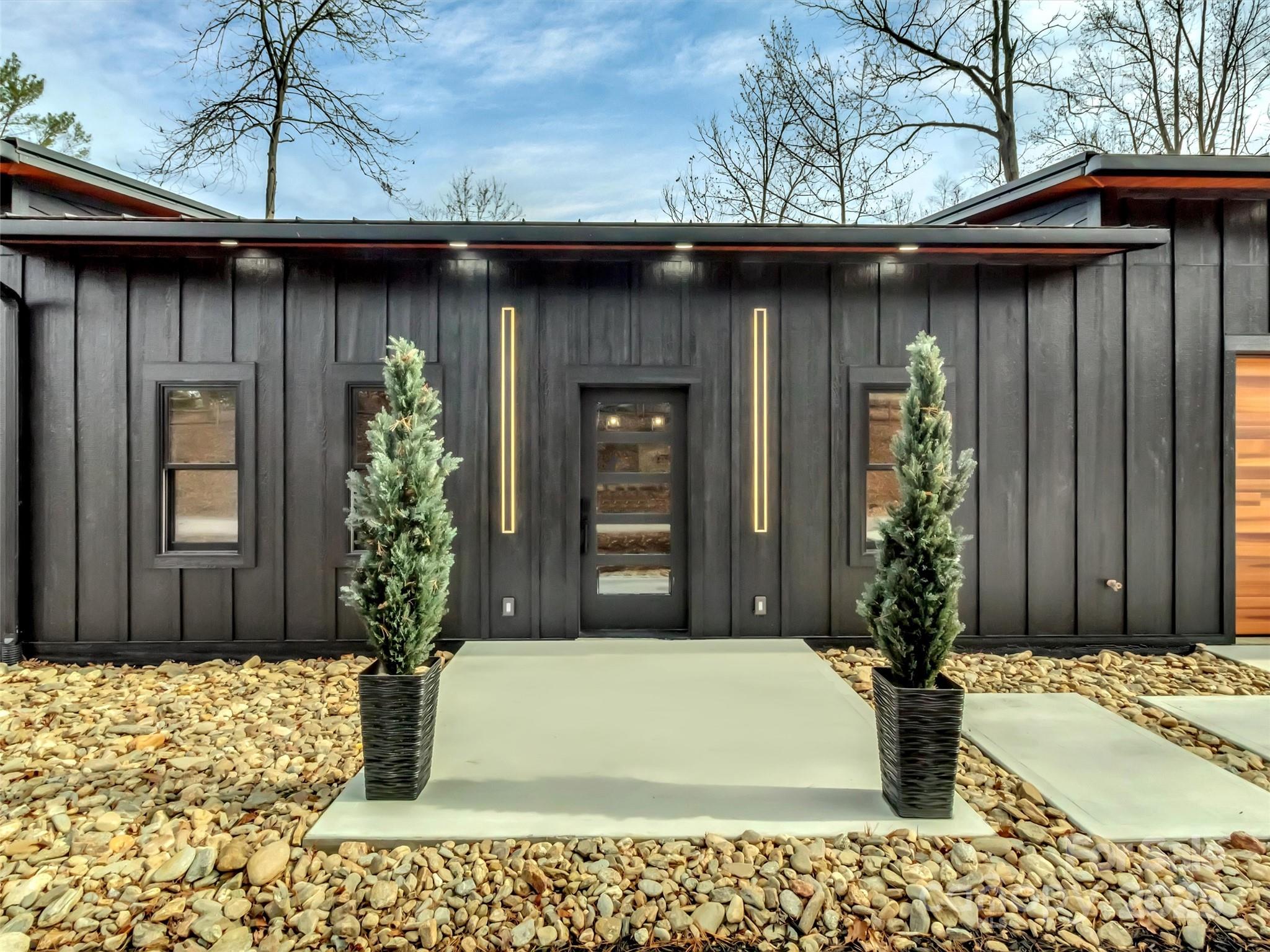 130 Midway Crossing Drive