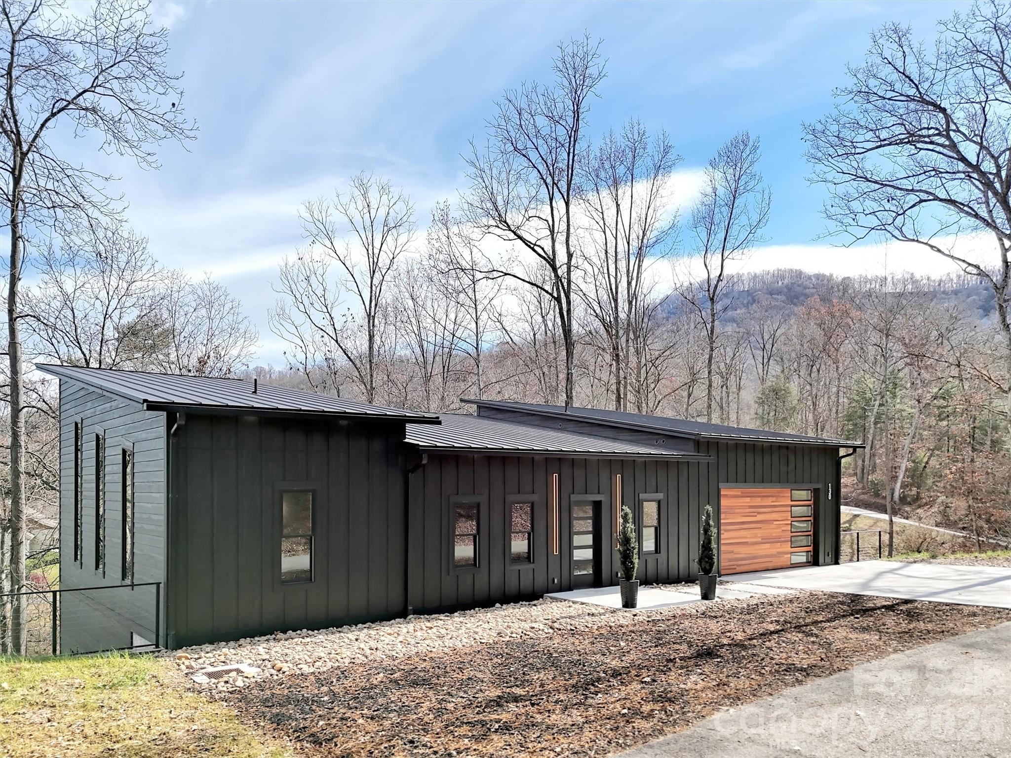 Midway Crossing - Residential