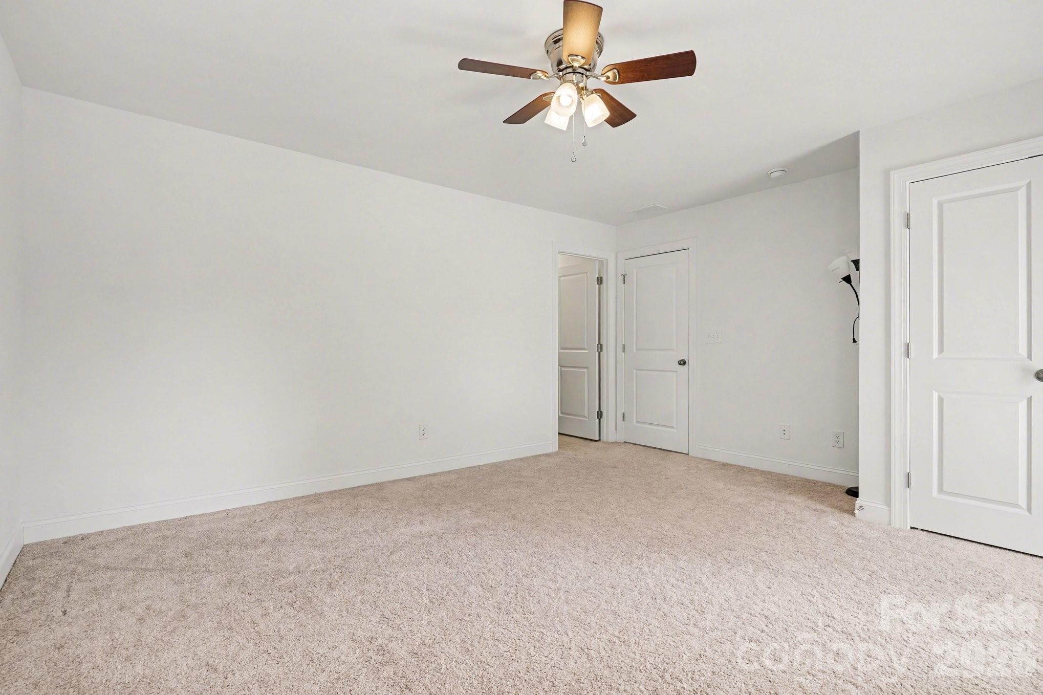 9245 DELANCEY Lane NW