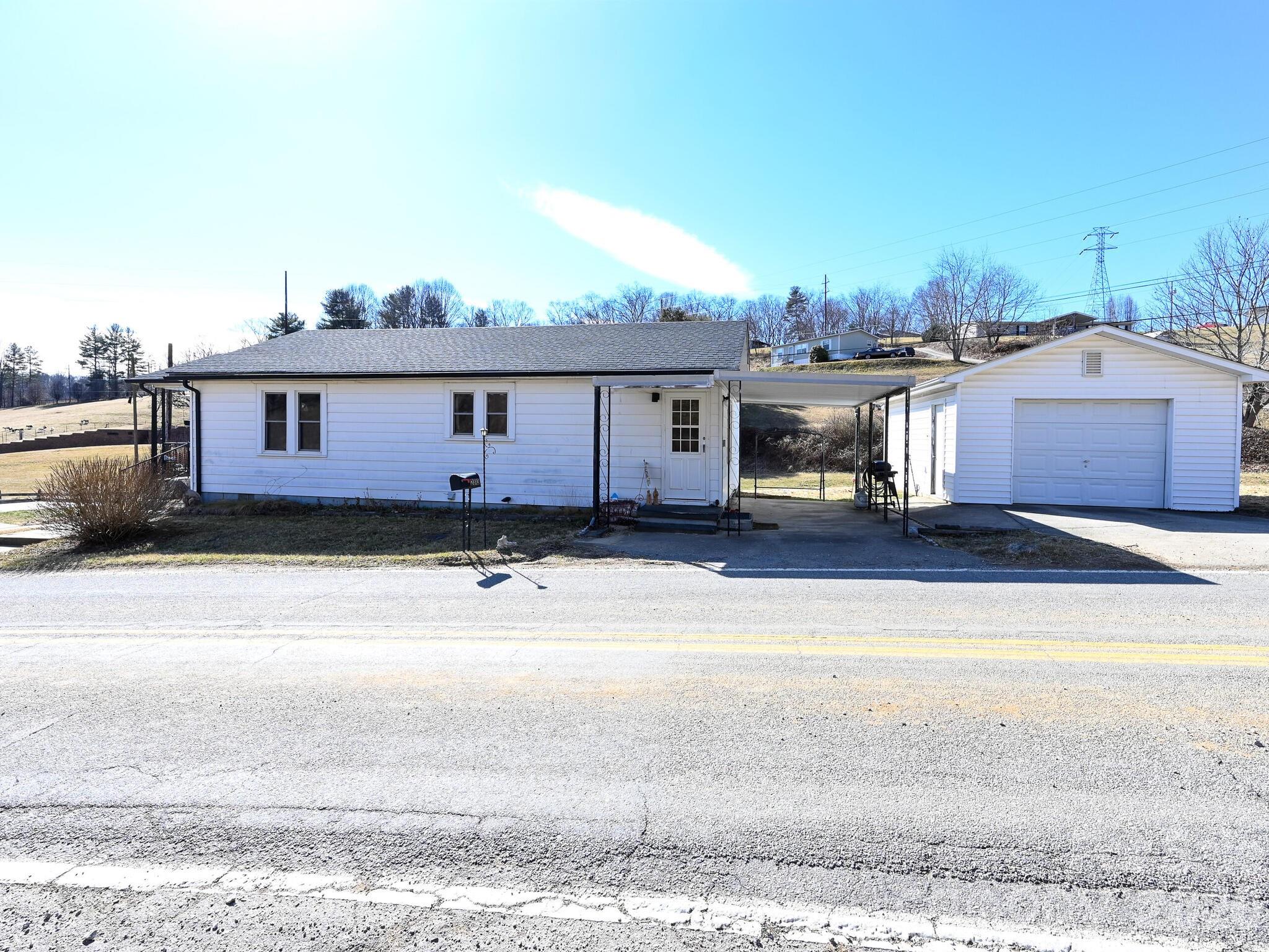 2313 Hyder Mountain Road