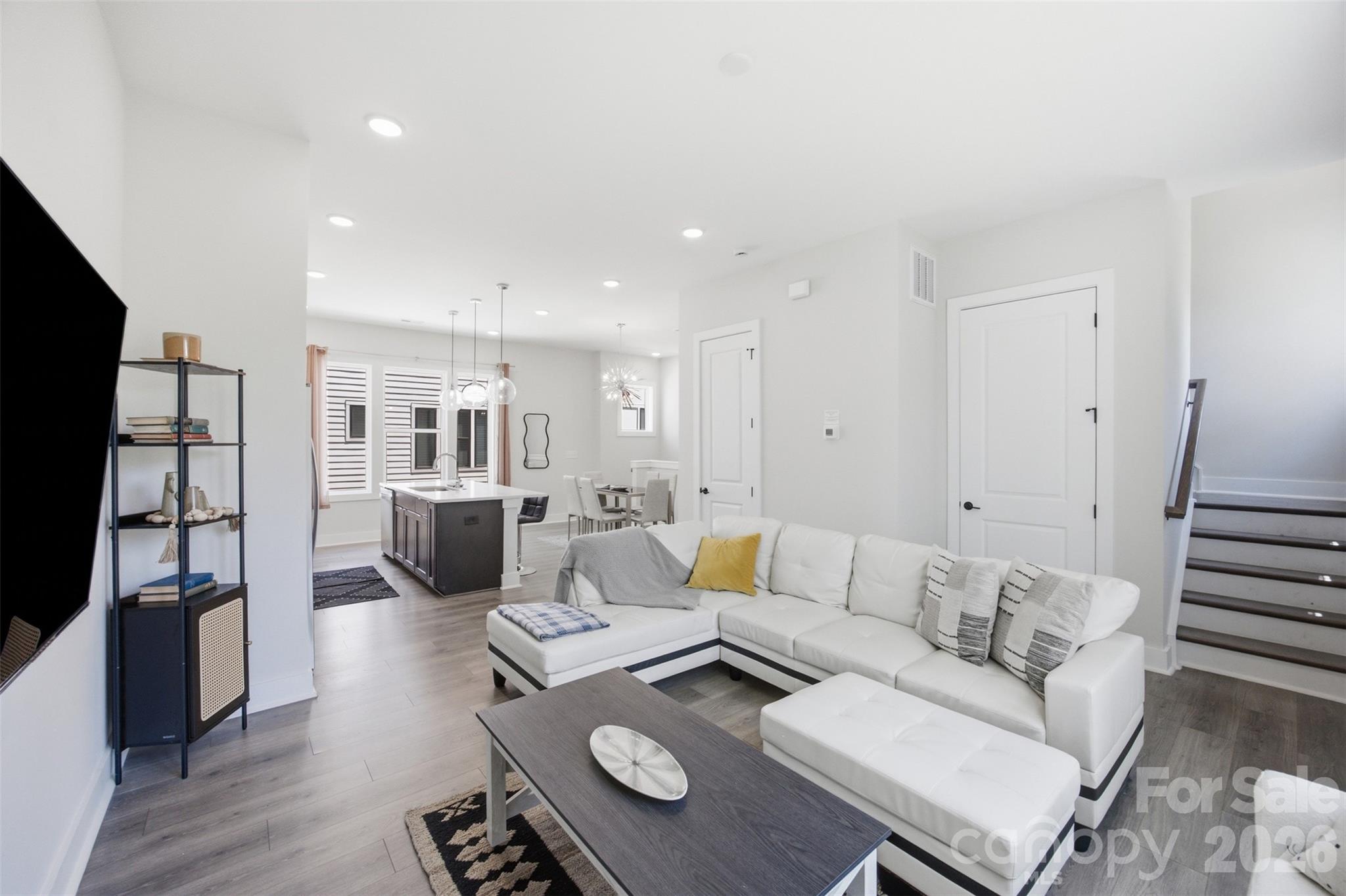 509 Strong Avenue