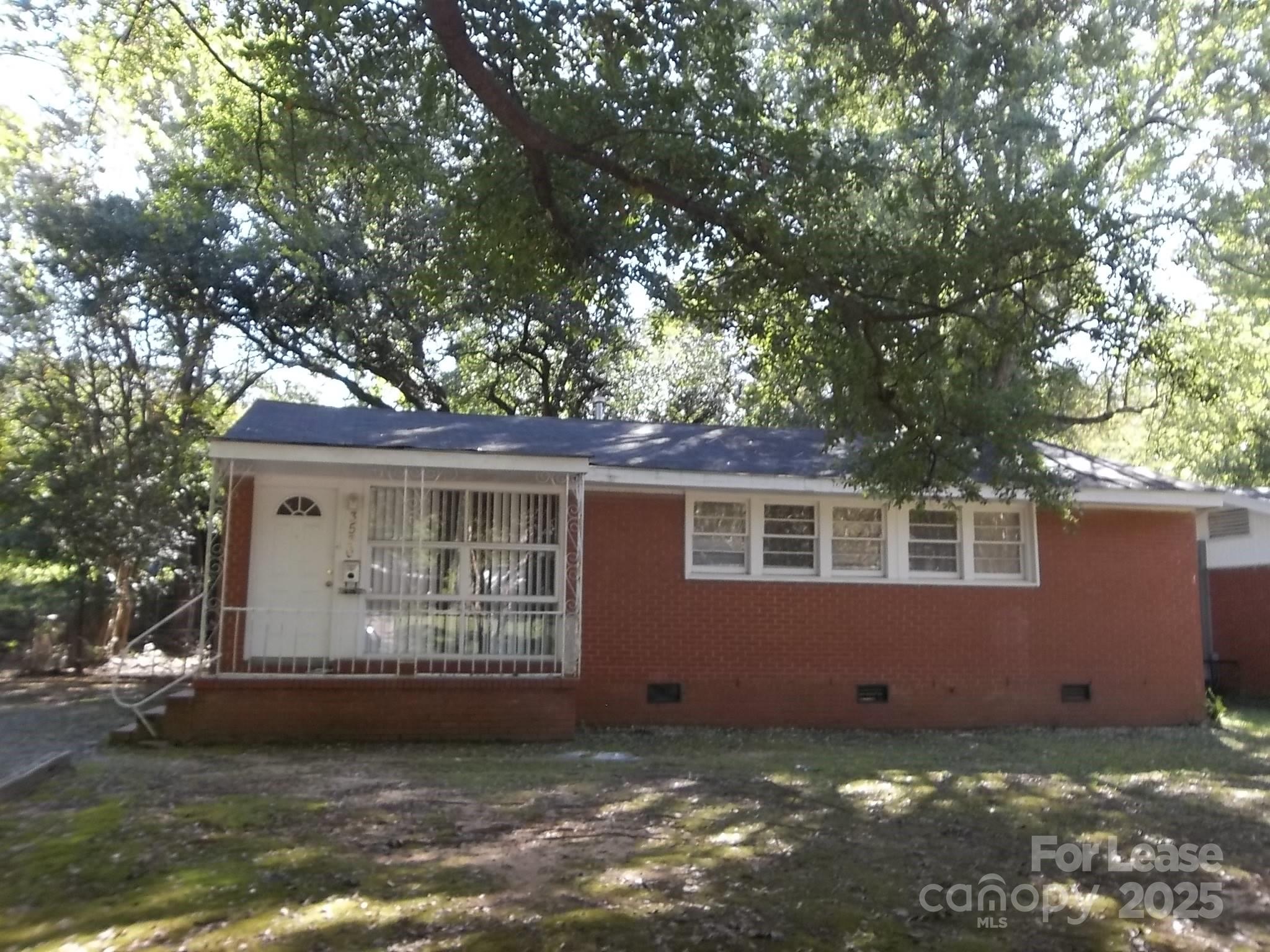 Eastwood Park - Residential Lease