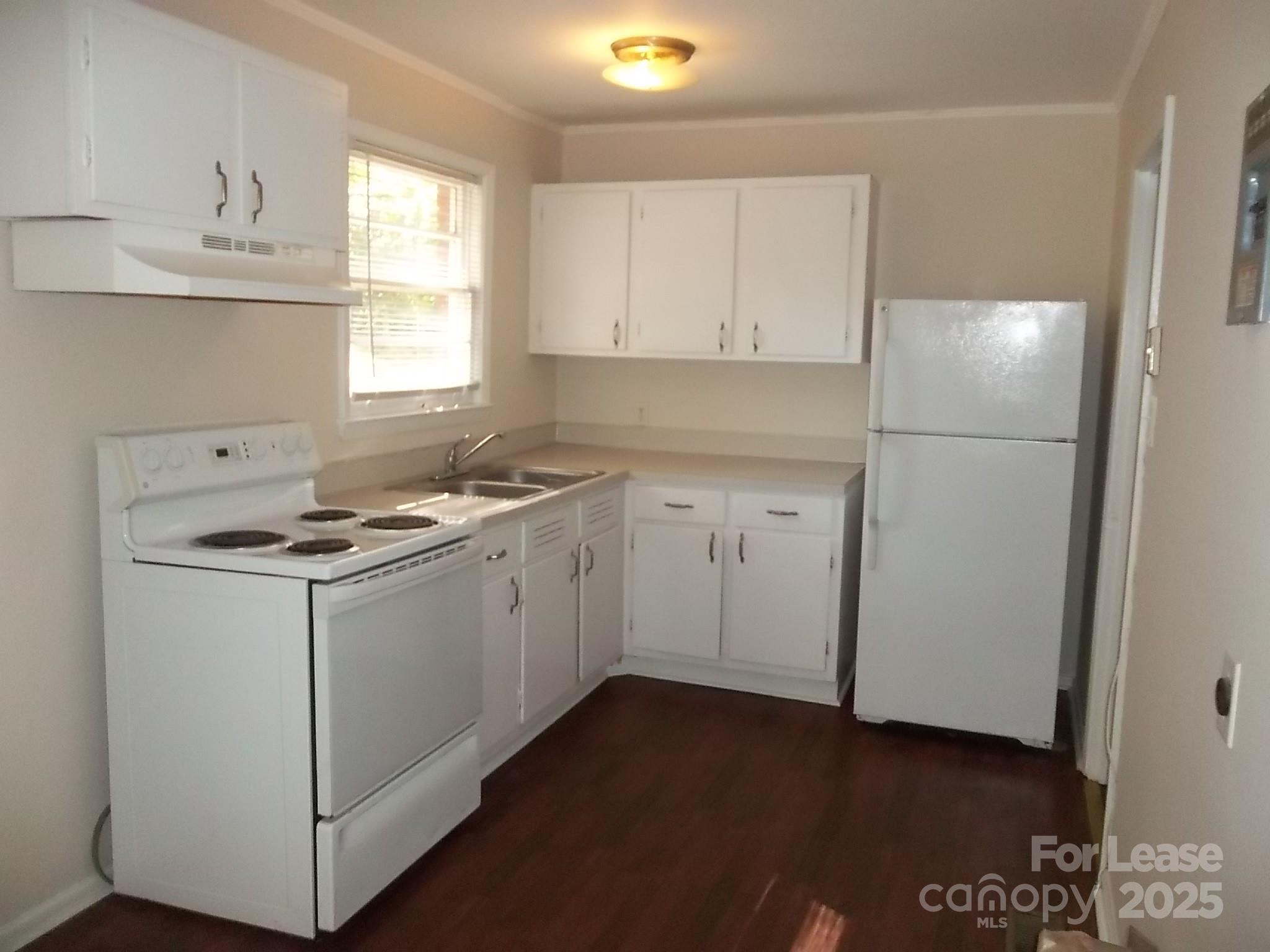 Eastwood Park - Residential Lease