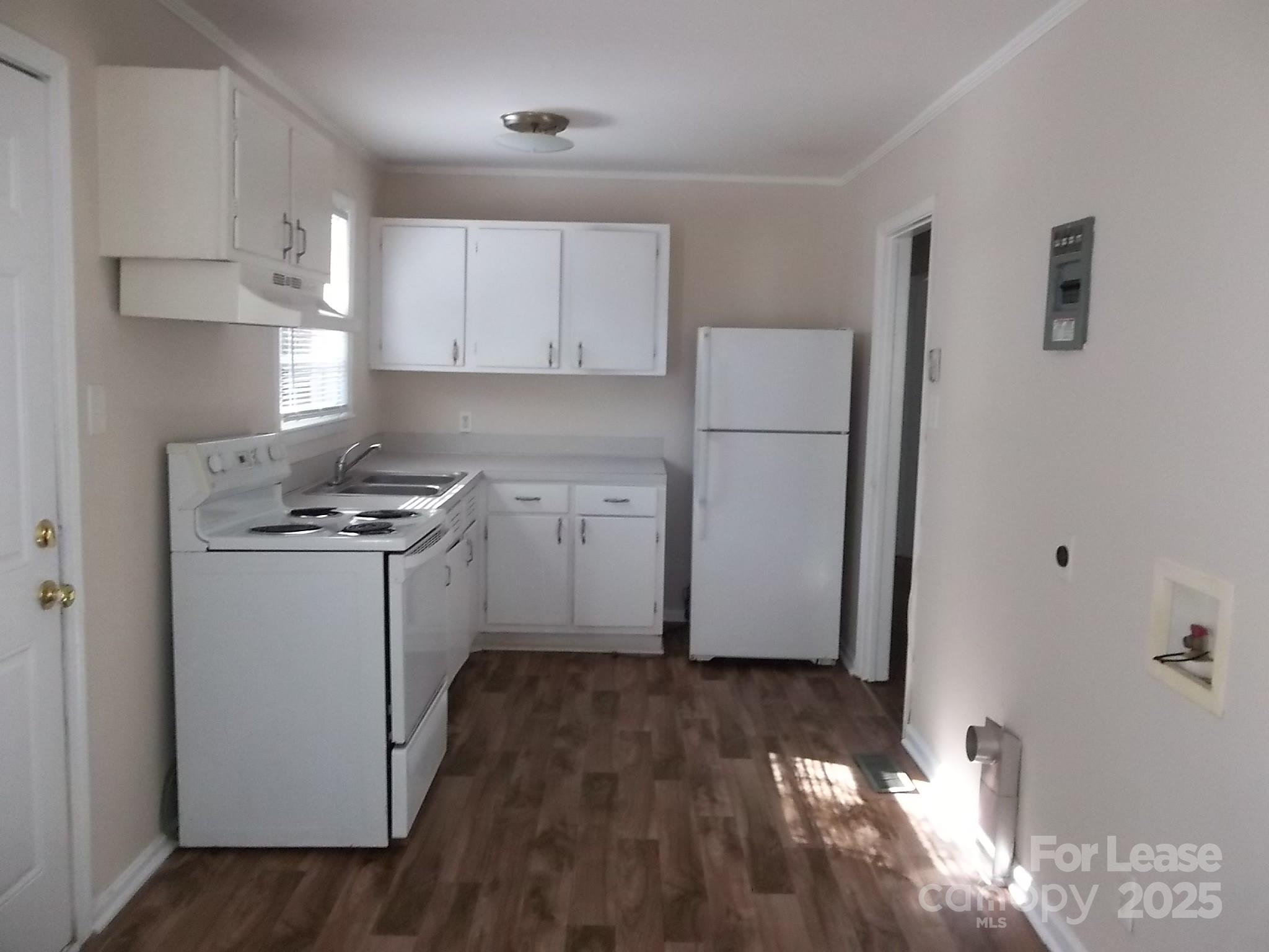 Eastwood Park - Residential Lease