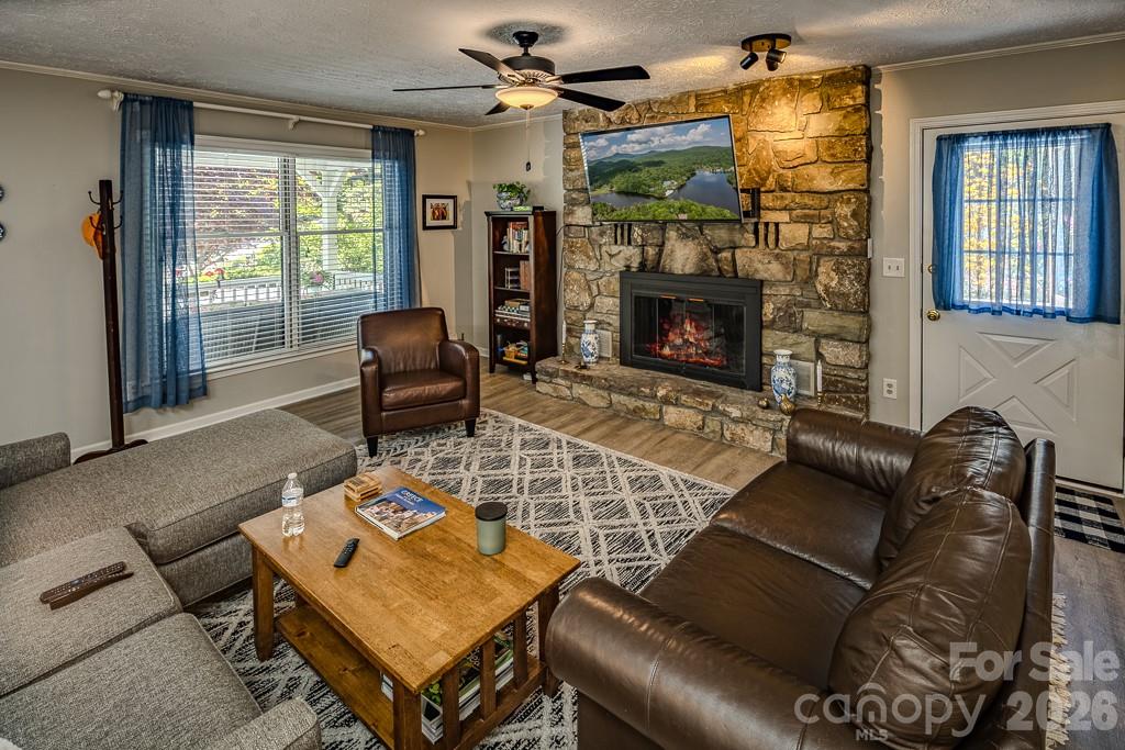 Linville Land Harbor - Residential