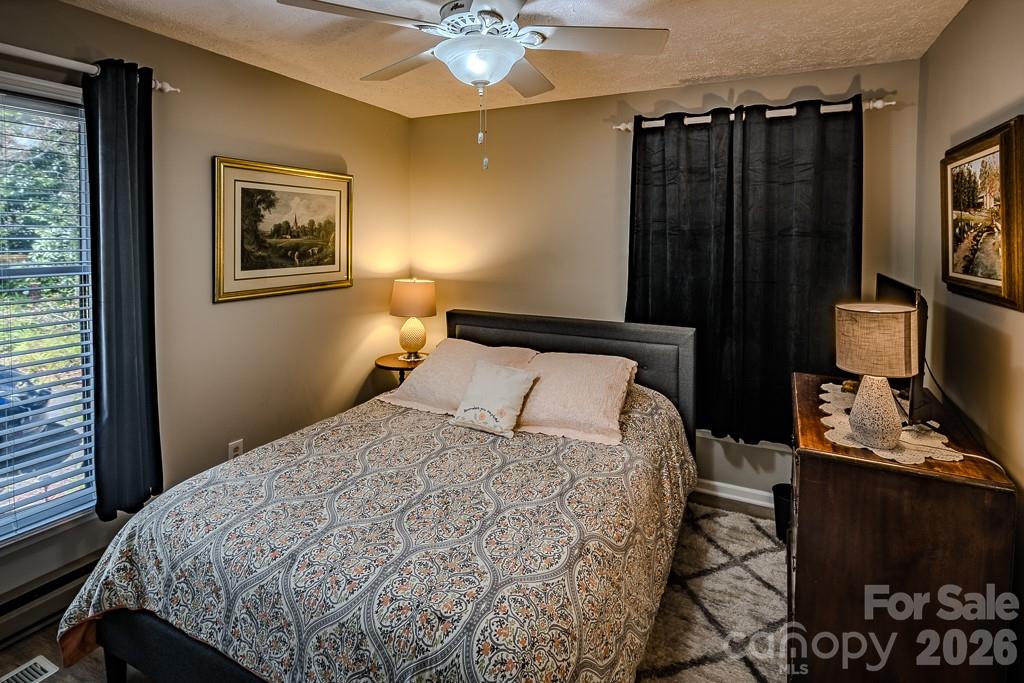 Linville Land Harbor - Residential
