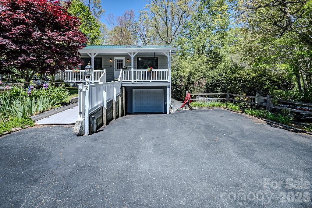 Linville Land Harbor - Residential