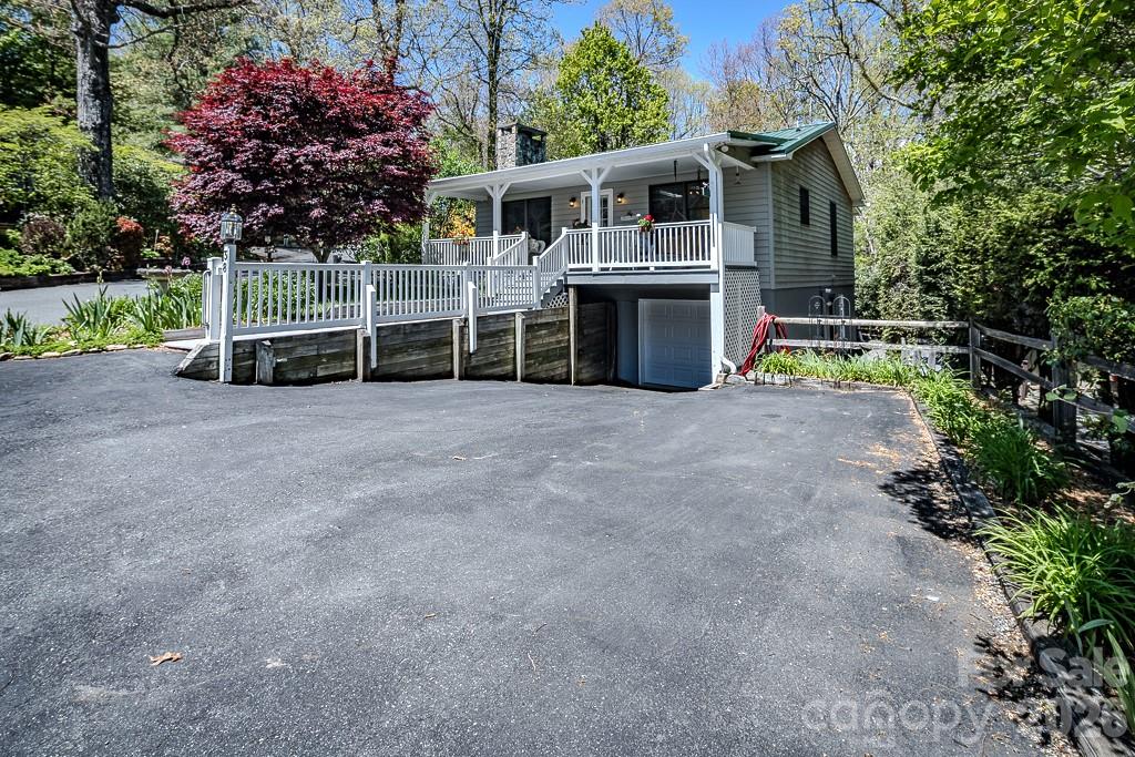 Linville Land Harbor - Residential
