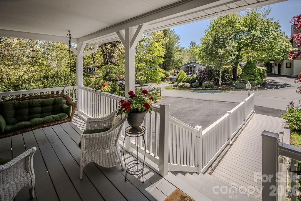 Linville Land Harbor - Residential
