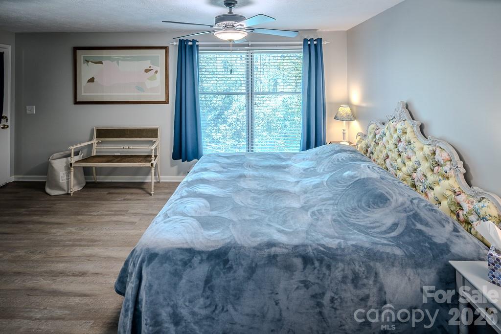 Linville Land Harbor - Residential