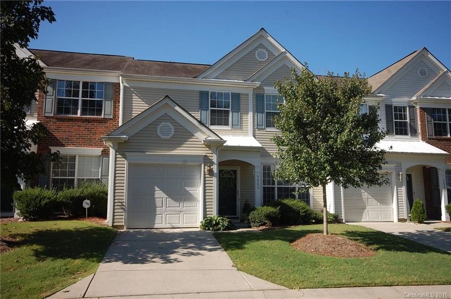 Exceptional townhouse in desirable Beverly Crest! Unit is in prime condition, spacious living on main floor with KT, DR & BRKFST area that opens to beautifully landscaped, PVT, enclosed patio. Laminate flooring on main, KT features custom countertops and updated backsplash.  Gas FP. All bedrooms are UP, Master is spacious, MBA has dual vanities, soaking garden tub, stall shower & huge walk-in closet. HOA dues include water,sewer,lawn maintenance, pool, tennis, clubhouse, pond & walking trails.